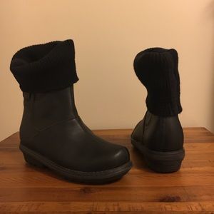 Sorel waterproof, insulated boots, NWT, 6